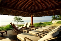 Beachfront lounge